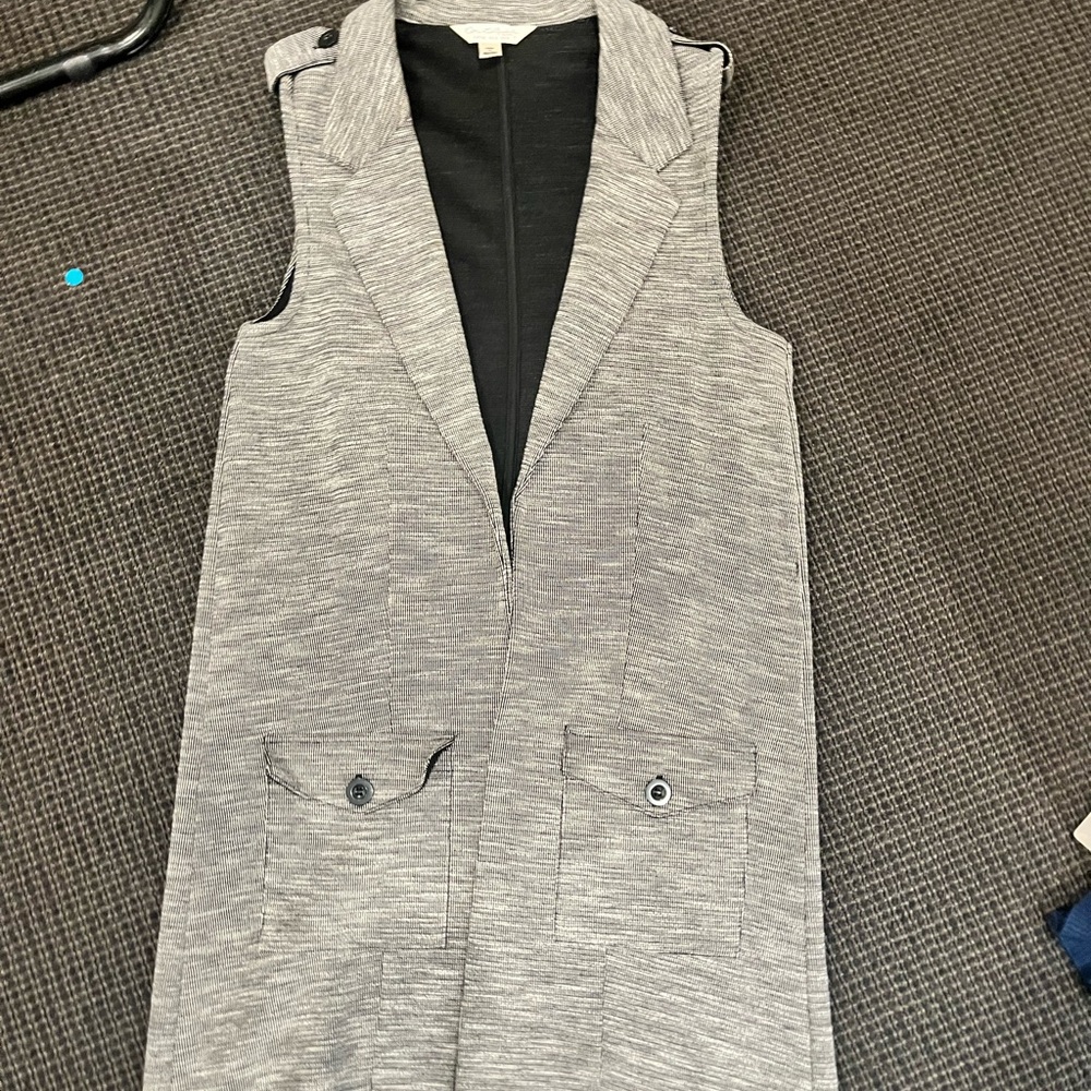 Gray Sleeveless Vest